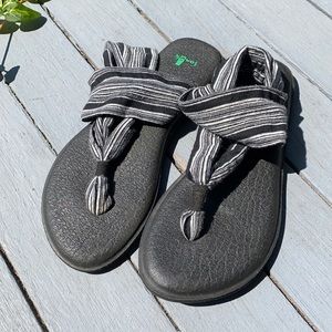 Sanuk yoga sling sandals, size 7.
